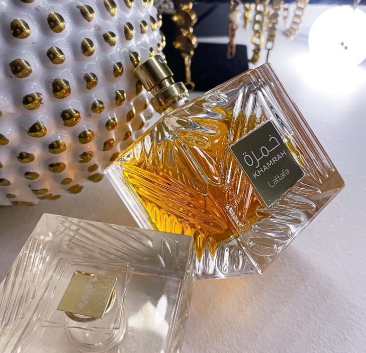 Khamrah Lattafa - Parfum Unisex Oriental, dulce si sofisticat