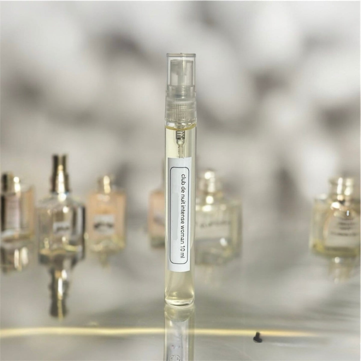 Mostră parfum Club de Nuit Intense Woman 10 ml